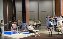 il-viaggio-2_250x154_crop_478b24840a