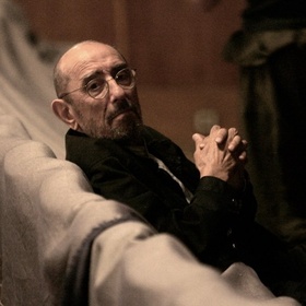 azaryan_280x280_crop_478b24840a