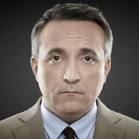 robert-qnakiev-tribune-bg_280x280_crop_478b24840a