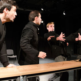 neshto-me-grize-teatralna-sovalka-nbu_280x280_crop_478b24840a