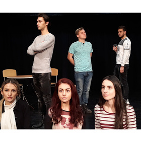 chehov01_280x280_crop_478b24840a