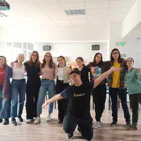 teatar_280x280_crop_478b24840a