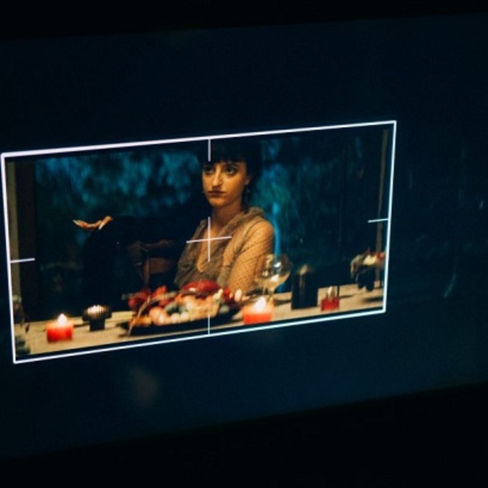 danai-singlestepbg_700x700_crop_478b24840a