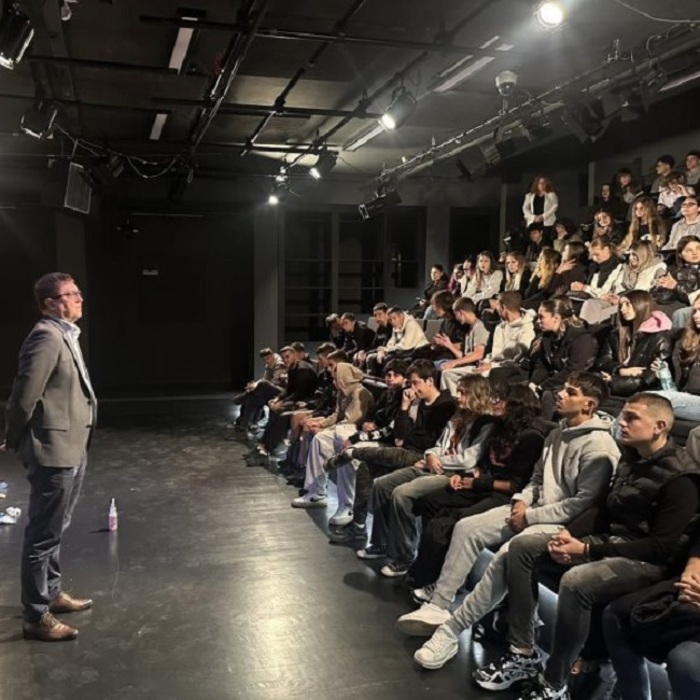 007-ovchakupel-info_700x700_crop_478b24840a