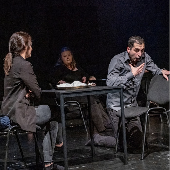 ungarska-hamsia-nbu_700x700_crop_478b24840a