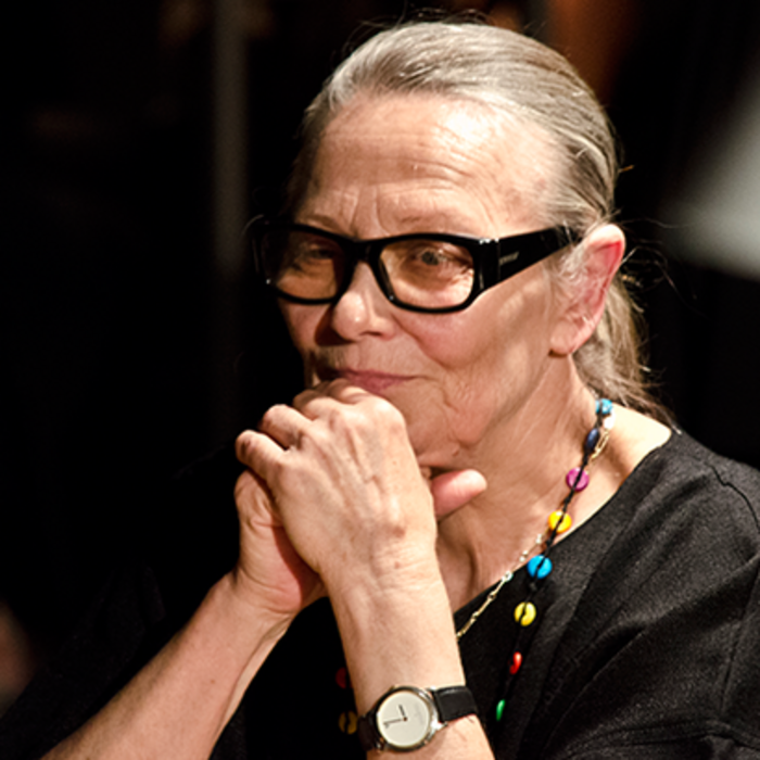 cvetana-maneva_700x700_crop_478b24840a