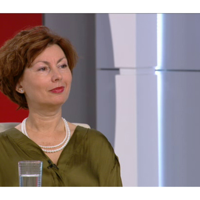 violeta-decheva_700x700_crop_478b24840a