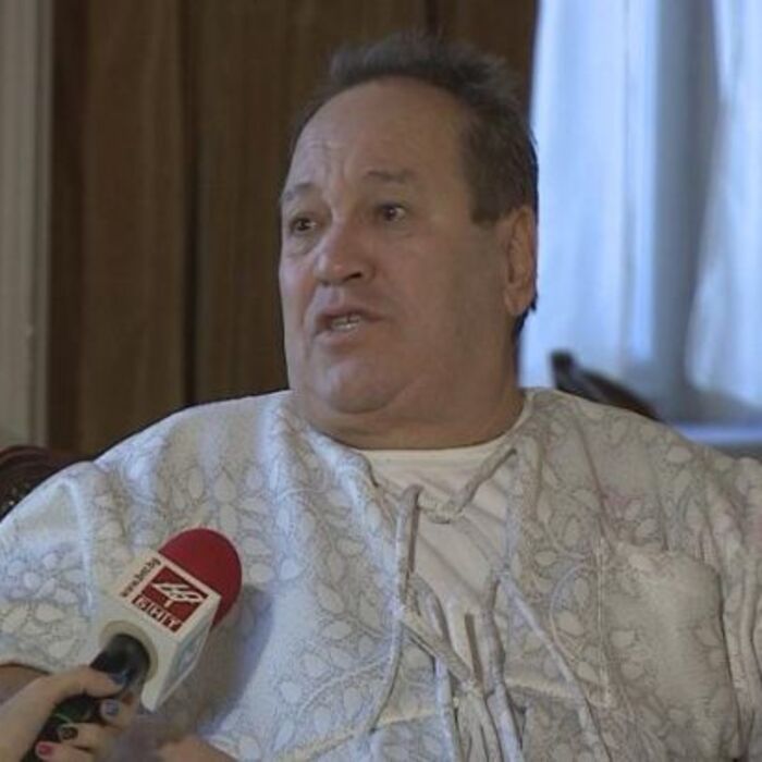 mamalev-289977-810x0_700x700_crop_478b24840a