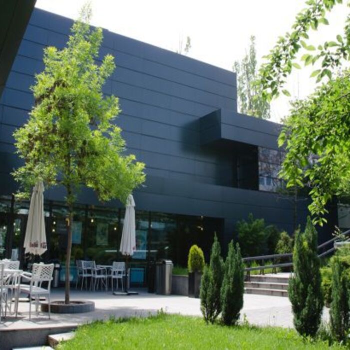 photo-16_700x700_crop_478b24840a