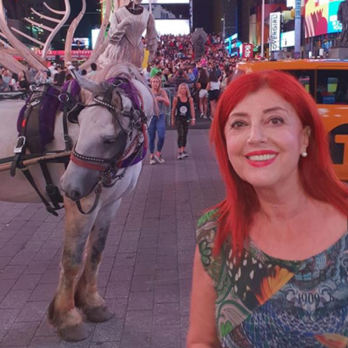 eva-volicer_700x700_crop_478b24840a