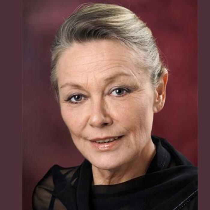 cvetana-maneva-plovdivglas-bg_700x700_crop_478b24840a