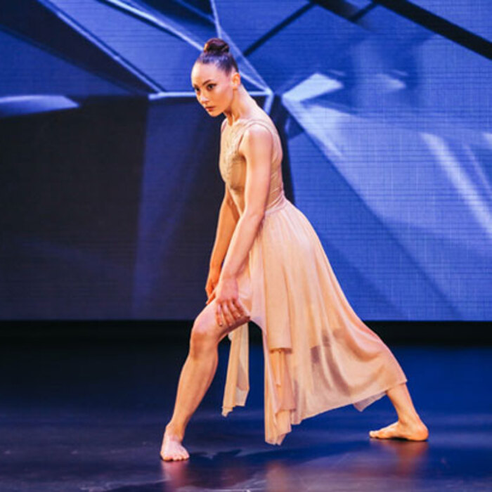 bg-alexandra_700x700_crop_478b24840a