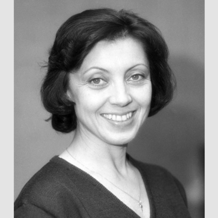 margarita-arnaudova-balet-arabesk_700x700_crop_478b24840a