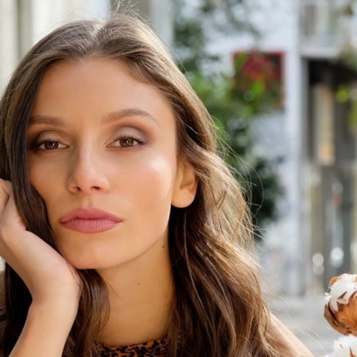 elena-vasileva_700x700_crop_478b24840a