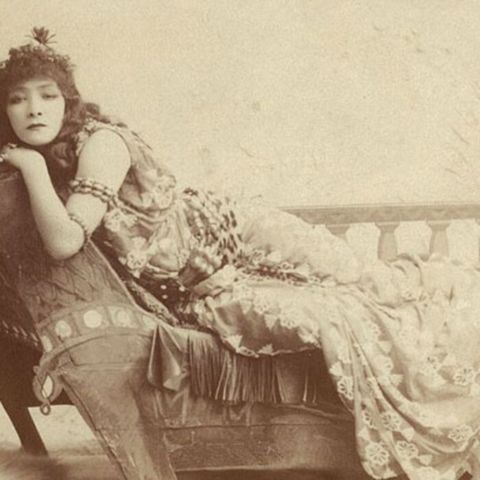 dep-teatur-sara-berner-film-nbu_700x700_crop_478b24840a