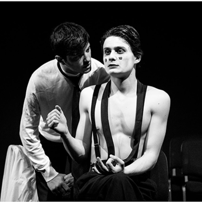 vn-5329_700x700_crop_478b24840a