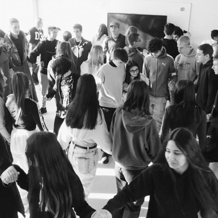 318190763-678938447166483-8546782725473741408-n_700x700_crop_478b24840a