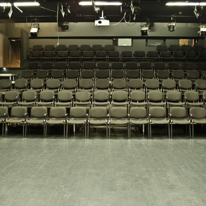 dsc-001-copy_700x700_crop_478b24840a