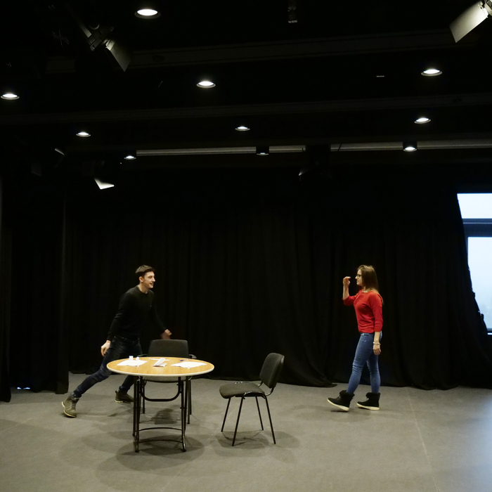 1711674-copy_700x700_crop_478b24840a