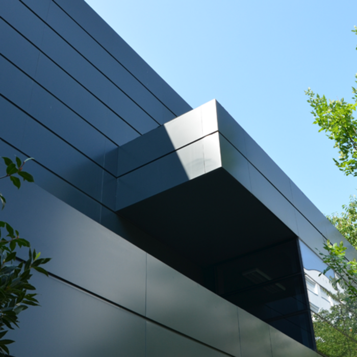 teatar-02_700x700_crop_478b24840a