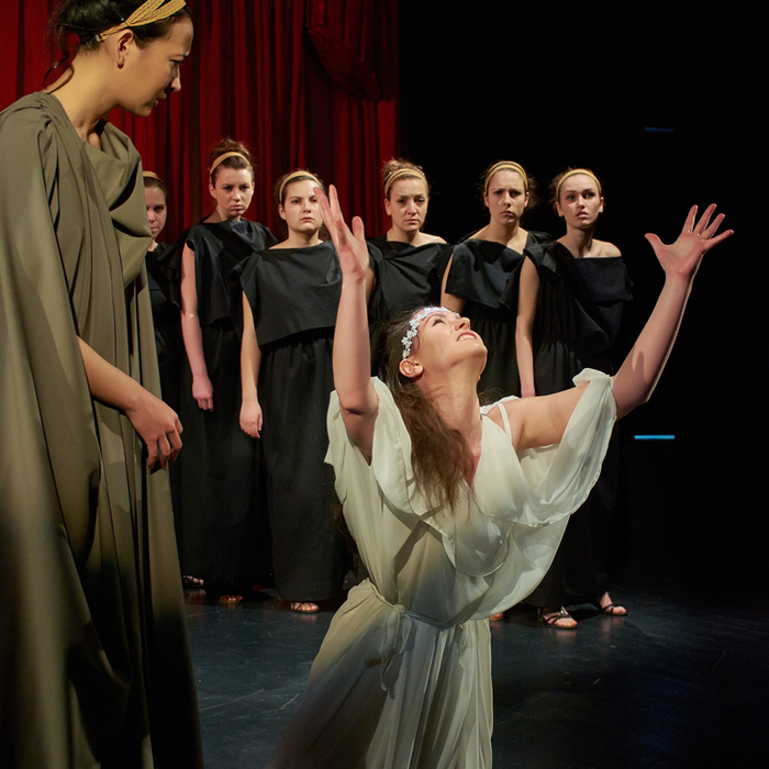 dsc-4822_700x700_crop_478b24840a